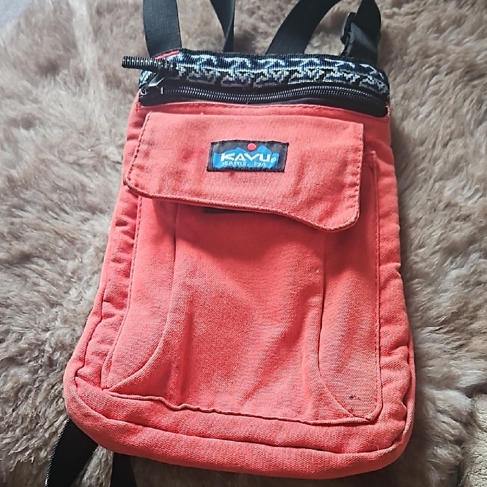 Kavu Coral Crossbody Bag with Geometric Strap